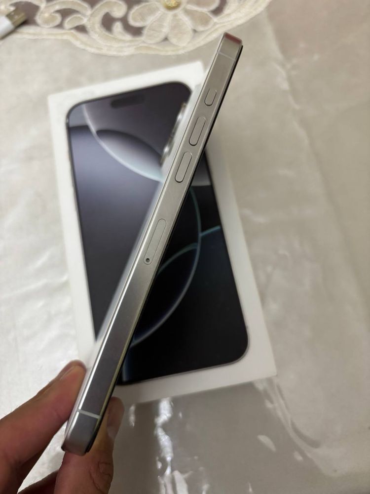 Iphone 16 pro max white 256 GB