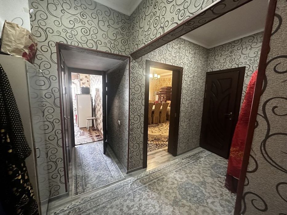 Прдается квартира 3 комнатная в центре Ташкента