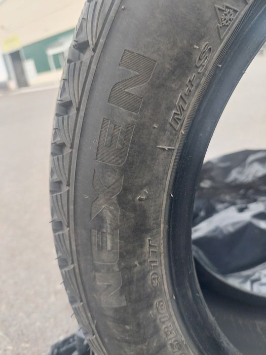 Продааеться шины.