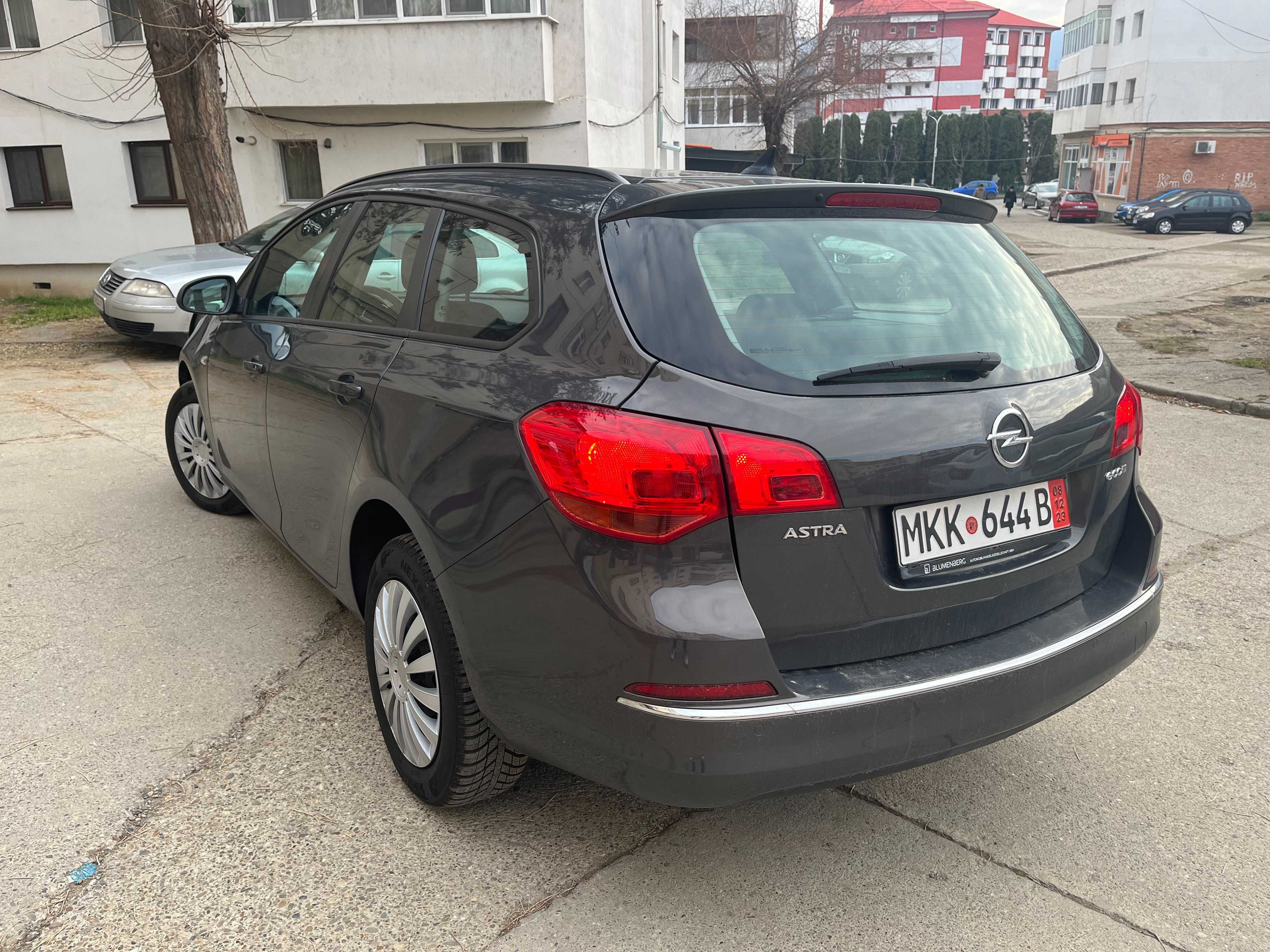 Opel Astra J Euro 6 Sports Tourer 1.6 Cdti Diesel 110 CP ecoFLEX