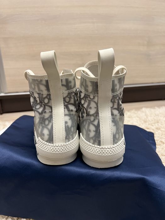 Оригинални обувки Dior B23