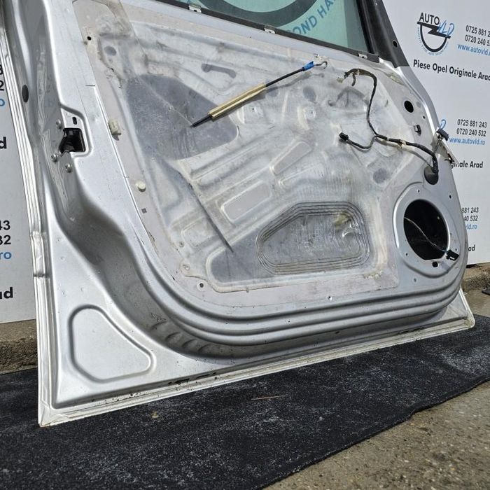 Portiera usa stanga fata Opel Zafira B Facelift