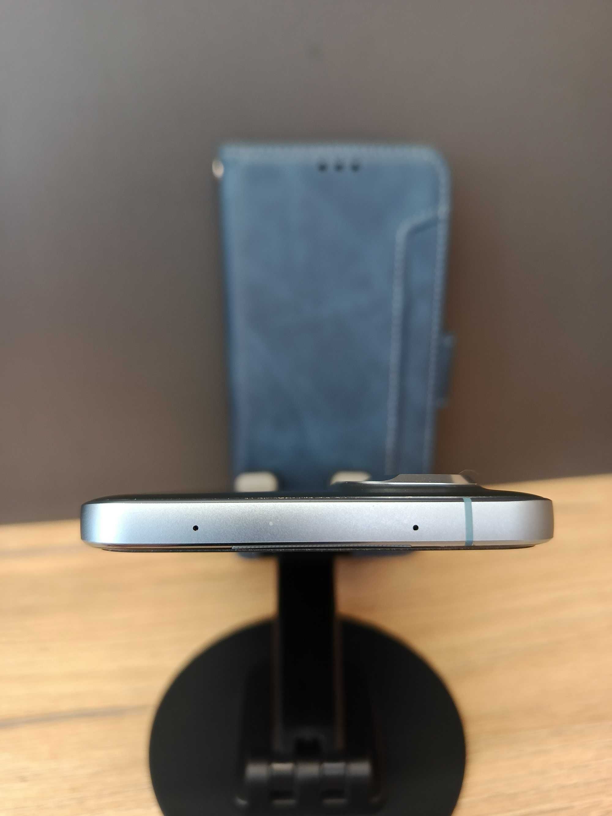 Предлага GSM / Телефон Nokia X30 (256GB)