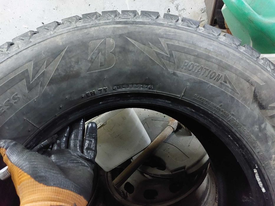 4бр.зимни BRIDGESTONE 265/65/17 112R DOT 5220