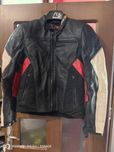 Кожено яке
Dainese
Размер 50