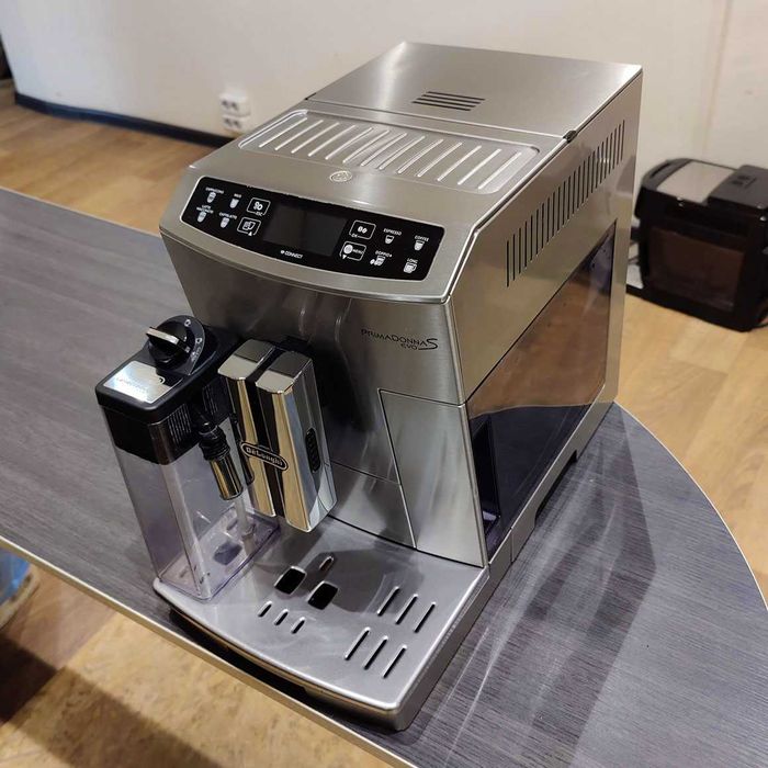 Кафе машина Delonghi PrimaDonna S Evo