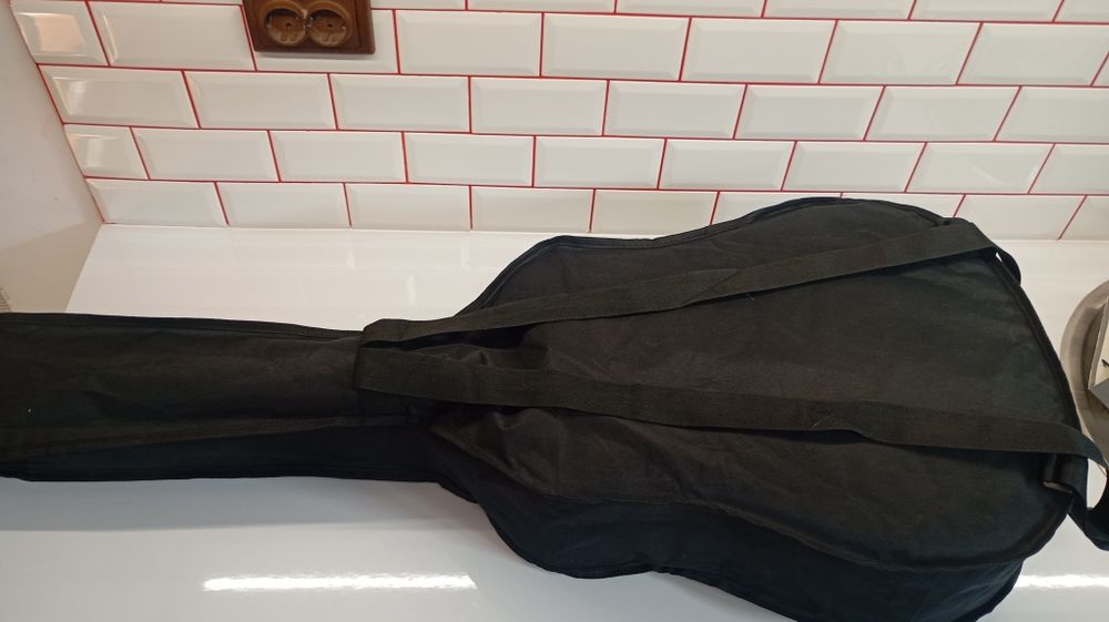 SX китара с допълнителни струни, клип тунер, капо и калъф за китара