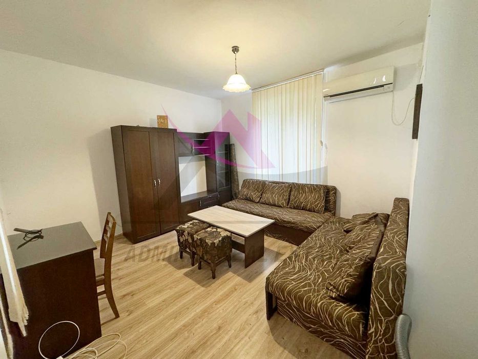 Дава се под наем Тристаен апартамент в Варна, Център - 75 кв.м за 330.99 € - Снимка #1