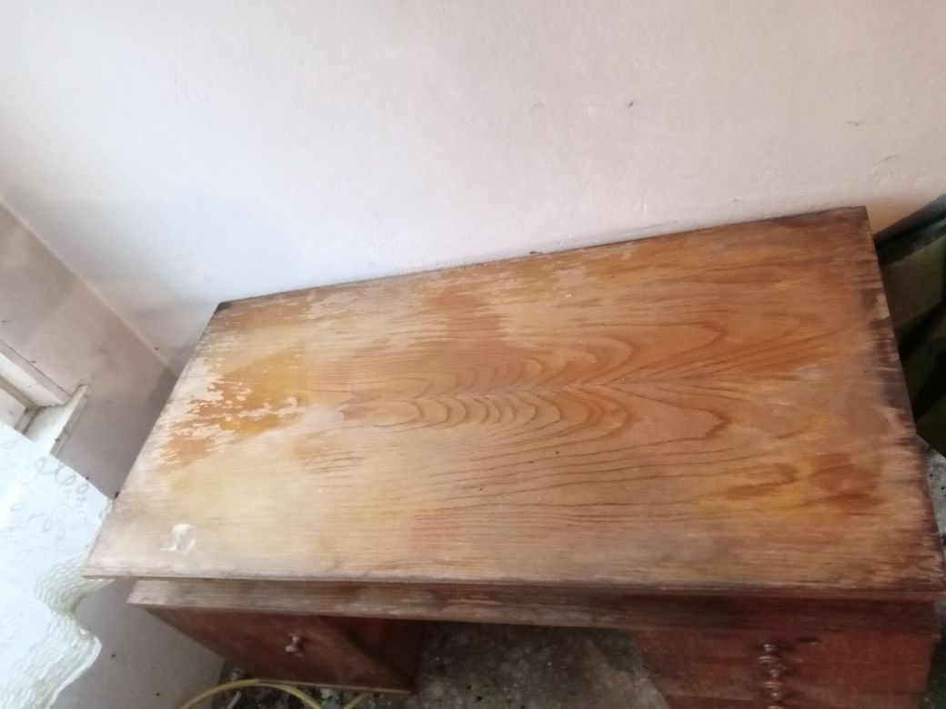 Стара маса и бюро (винтидж)