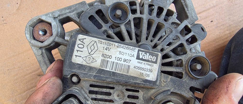 Alternator Renault Megane 2 1.6 16v benzina 2004 2005 / 2006 2007