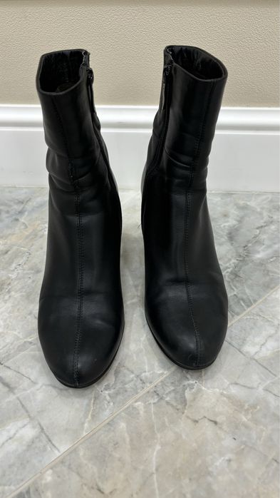 Продам осение сапоги