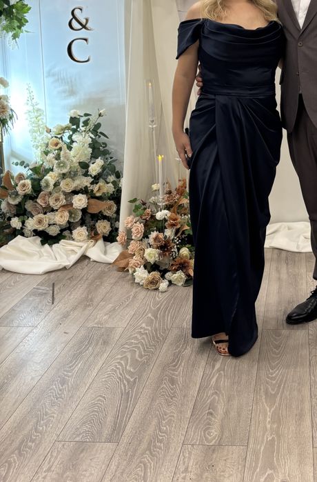 Rochie albastru inchis