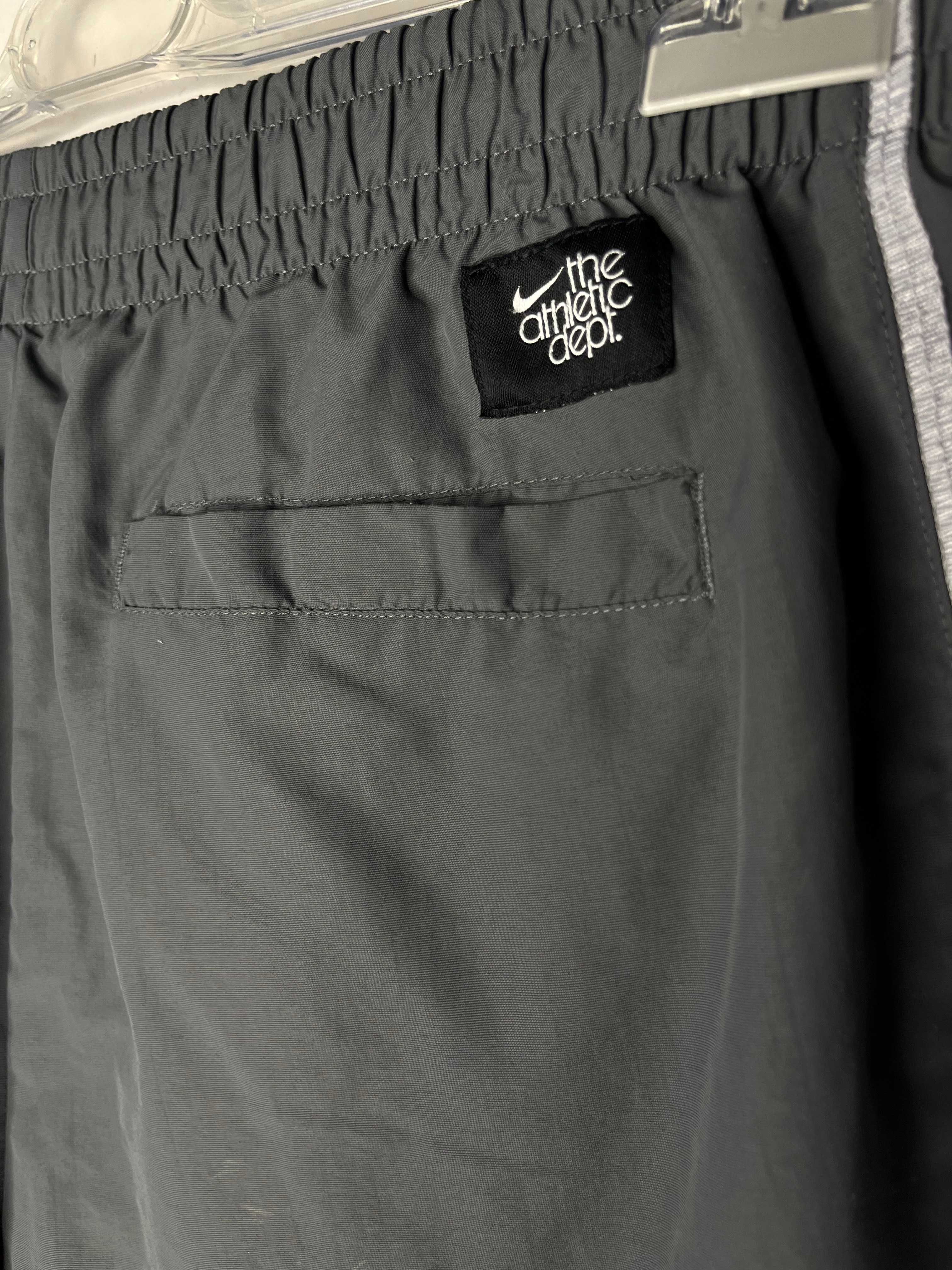 Nike Sportswear Swoosh Shorts Мъжки Къси Панталони