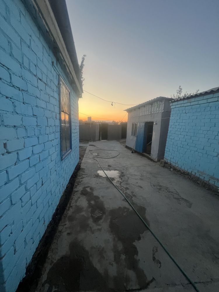 Үй сатылады тасбугетте 8 бөлмелі