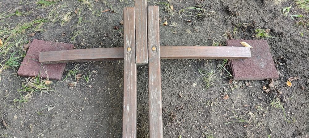 Hamac cu support de lemn