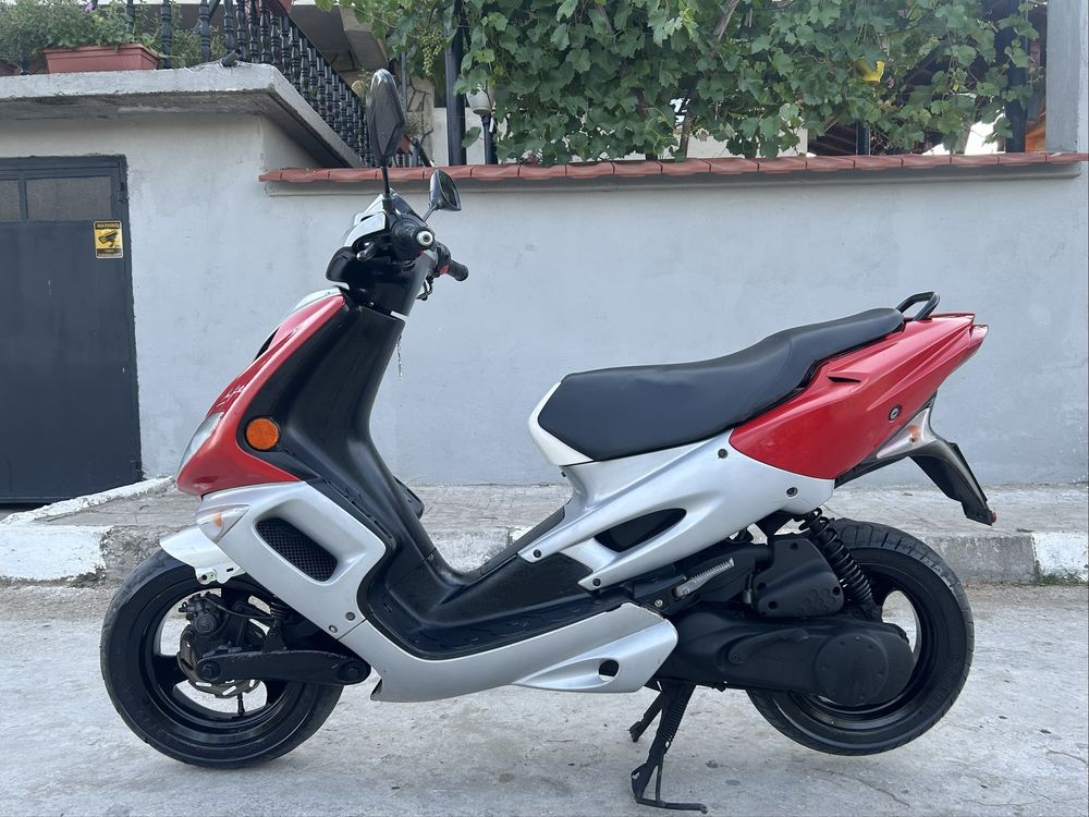 Peugeut speedfight 2