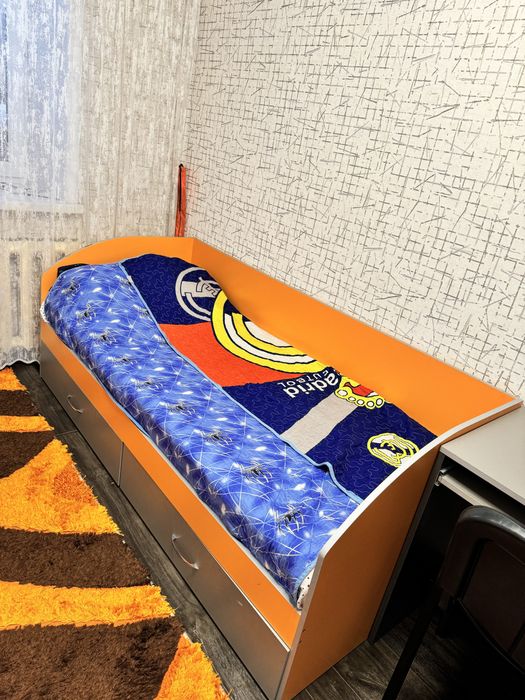 Кровати 2 шт по 20 тыс СРОЧНО!!!