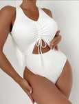 Costum de baie alb intreg