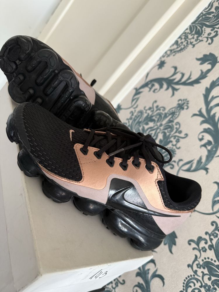 Nike vapor 38/5woman