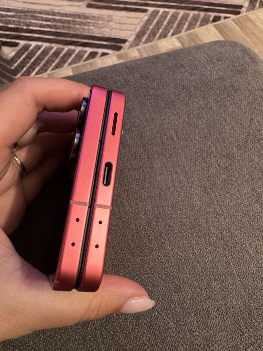 Samsung galaxy z flip 7 256 гб.