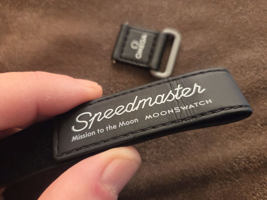 Оригинална каишка - Omega x Swatch Moon