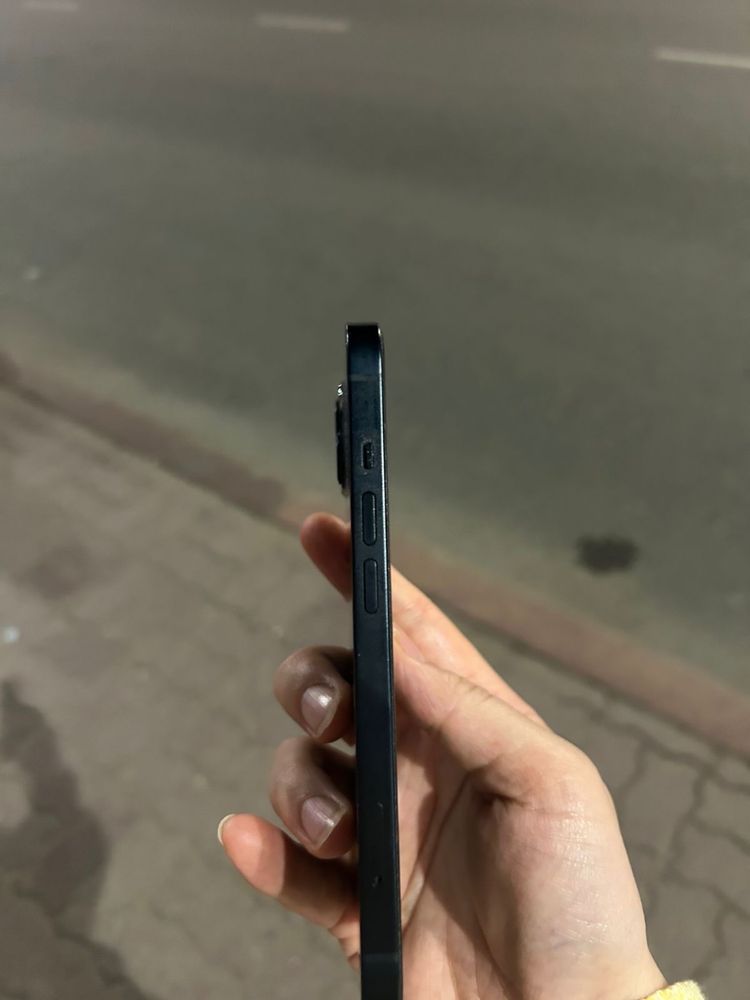 iphone 13 отличном состояний.