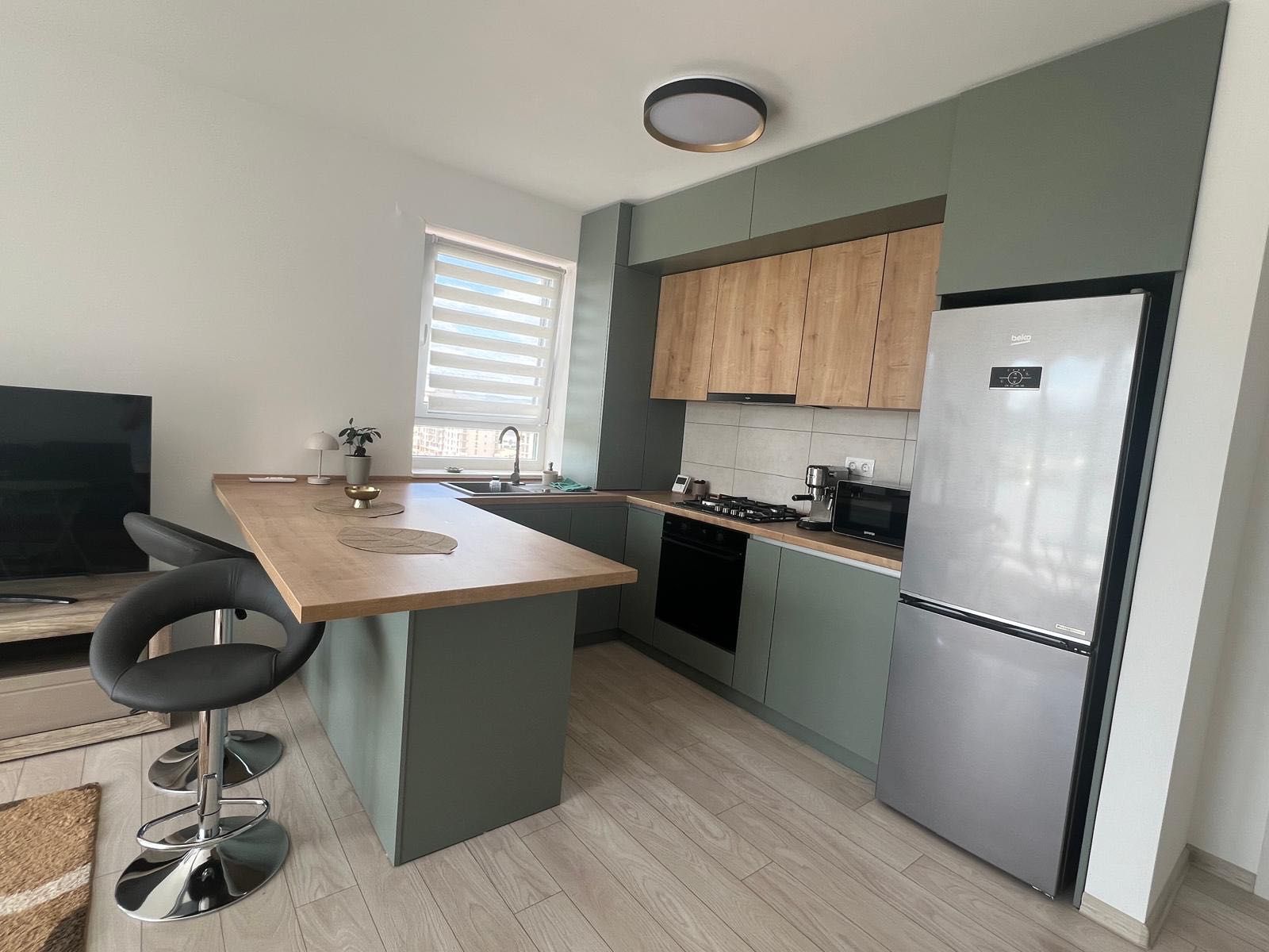 Inchiriez apartament cu 3 camere - Maurer Residence - Prima închiriere