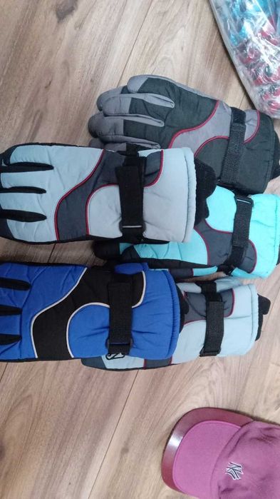 Manusi groase de sky