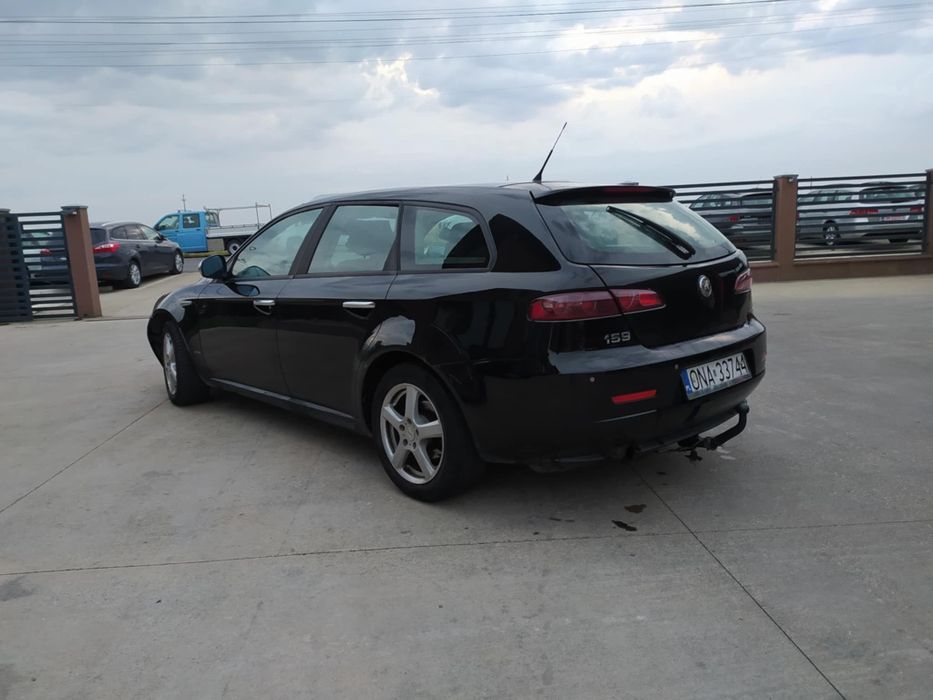 Vand sau schimb alfa Romeo 159