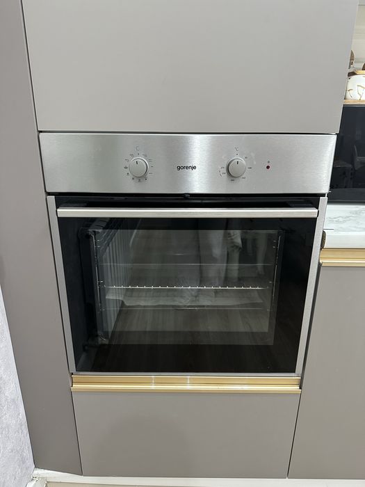 Встраемая духовка