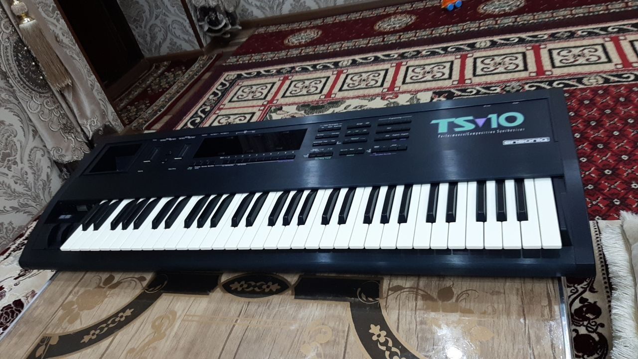 Ensoniq TS10 USA