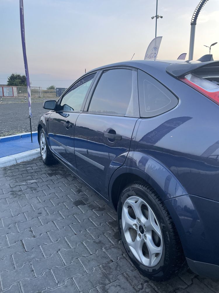 vand ford focus 2