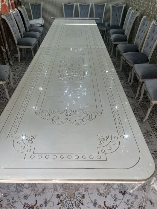 Стол для гостиной 5 м