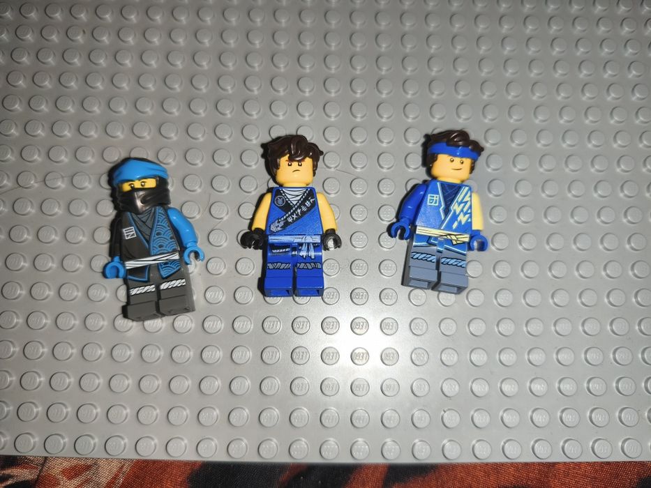 Продавам lego ninjago
