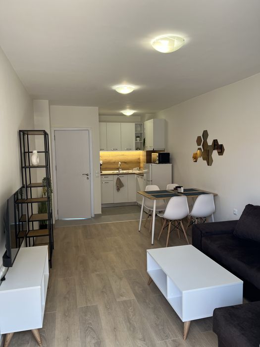 Апартамент за месечен наем Поморие