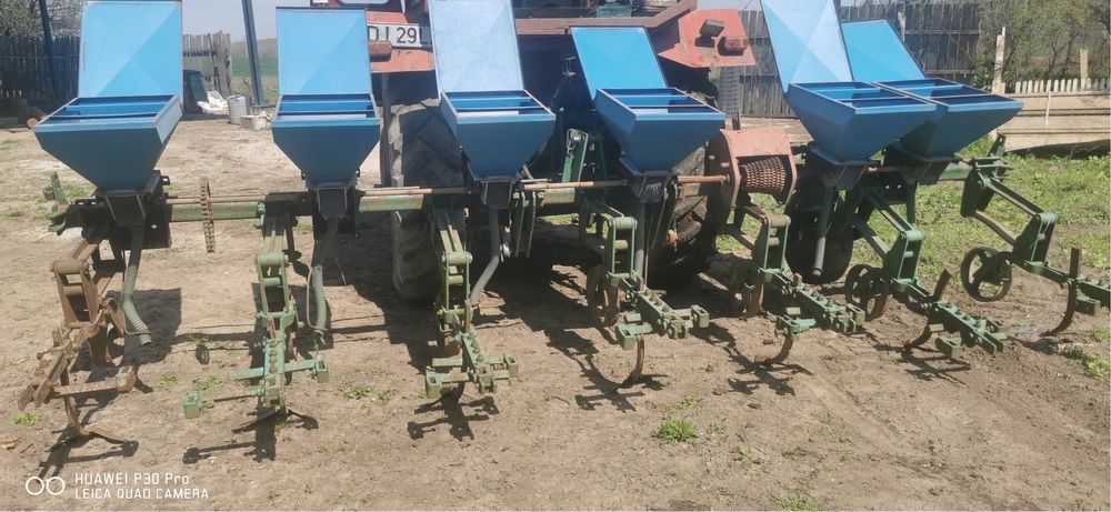 Vand cultivator cu fertilizare