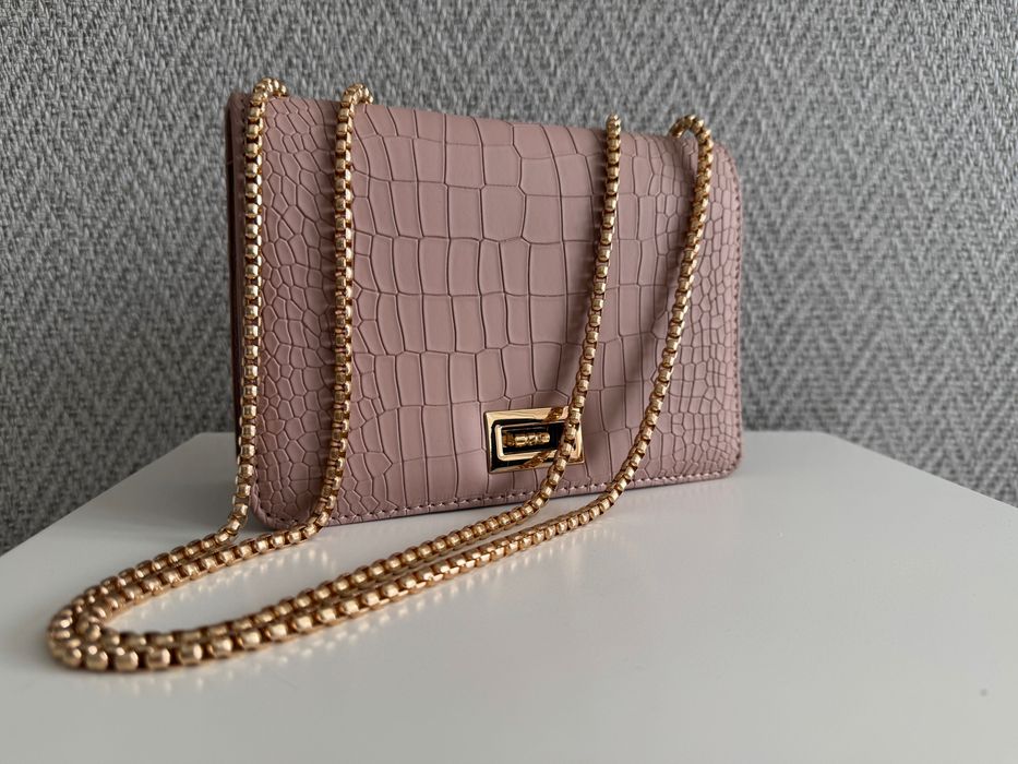 Дамска чанта в цвят пудра Bijou Brigitte