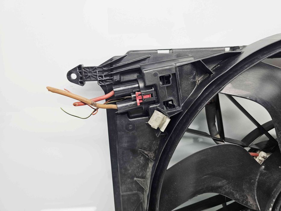 Electroventilator Mercedes Clasa C (W205) [Fabr 2014-prezent] A0999061