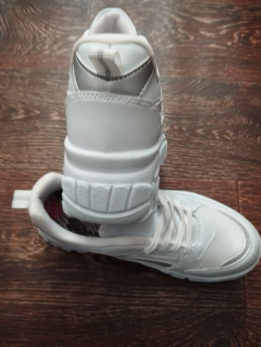 Дамски маратонки платформа 38 номер