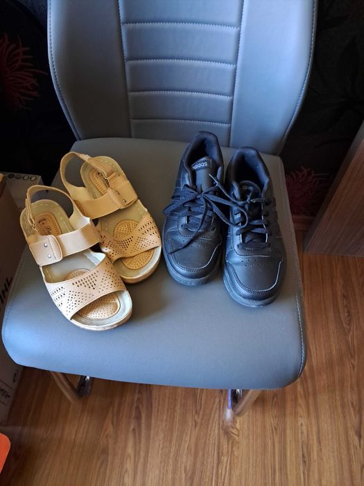 Продавам 2чифта обувки почти нови,маратонките са обувани 3 пъти