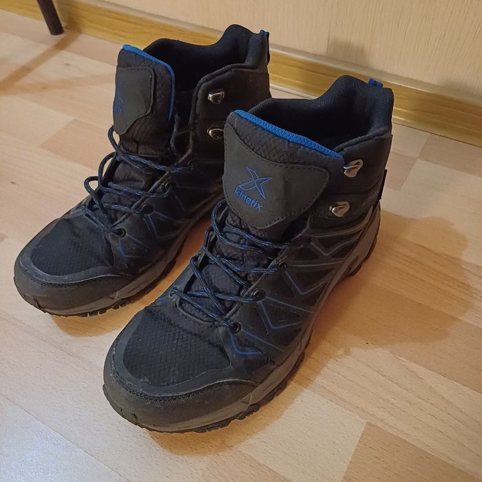 Кроссовки зимние