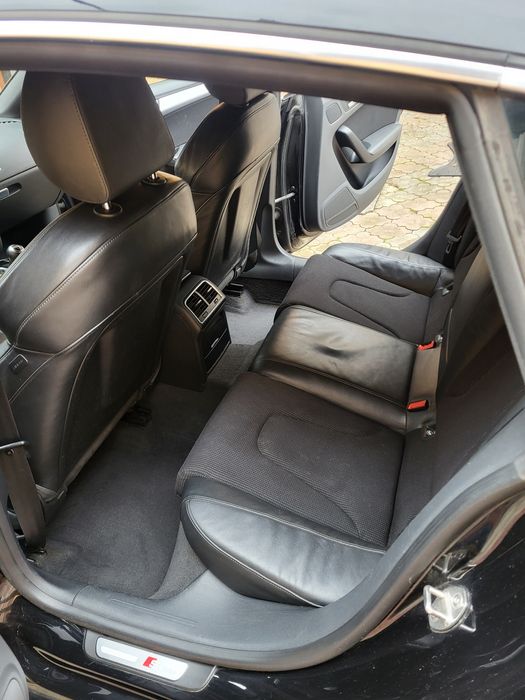 Vând Audi A 5 s-line