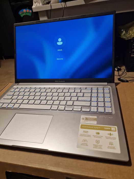 Laptop Asus Vivobook X1504z