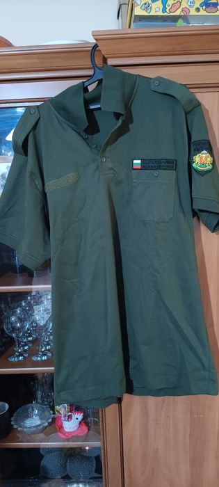 Продавам чисто нова Военна тениска с кьс ръкав и якичка 2XL