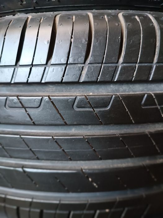 Balon Goodyear 215 55 R17 Holati Yangide Turibti