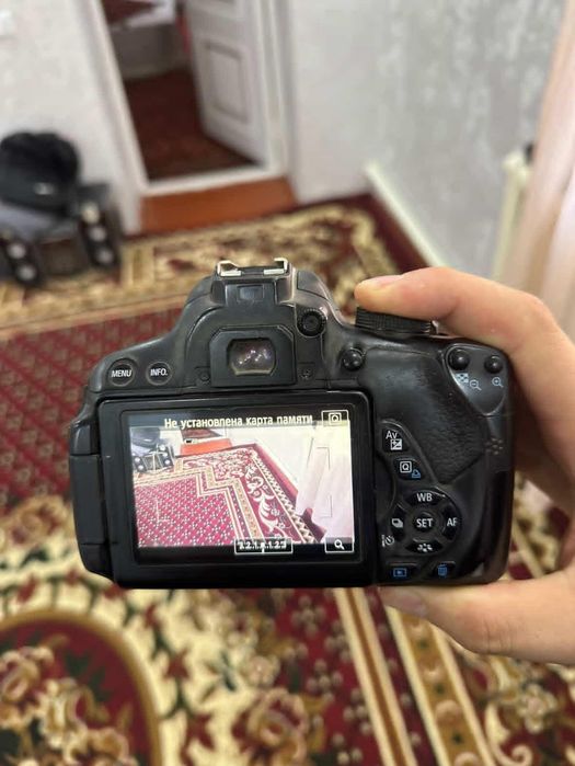 Canon 700 d rasim uchun yaxshi aparat