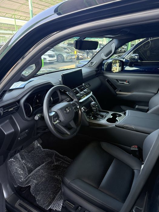 Toyota Land cruiser 300