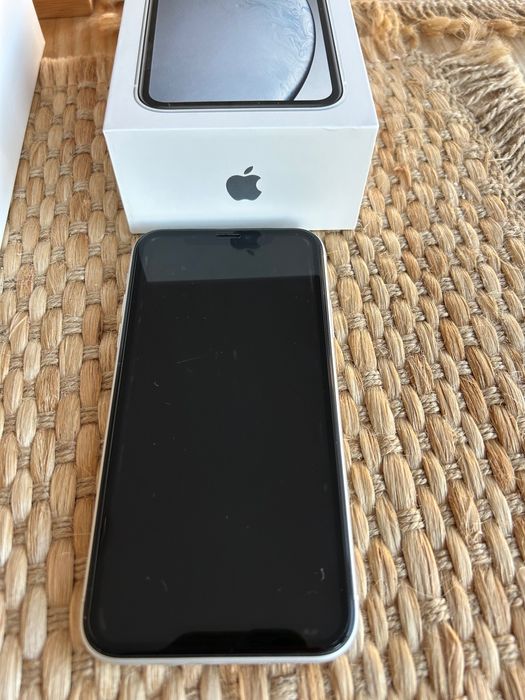 Iphone XR,64gb alb Bonus :folie sticla +2huse