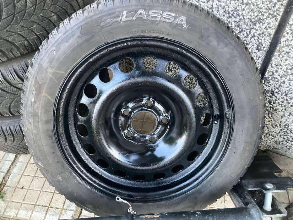 Зимни гуми Lassa 205/55/16  6,5мм грайфер!