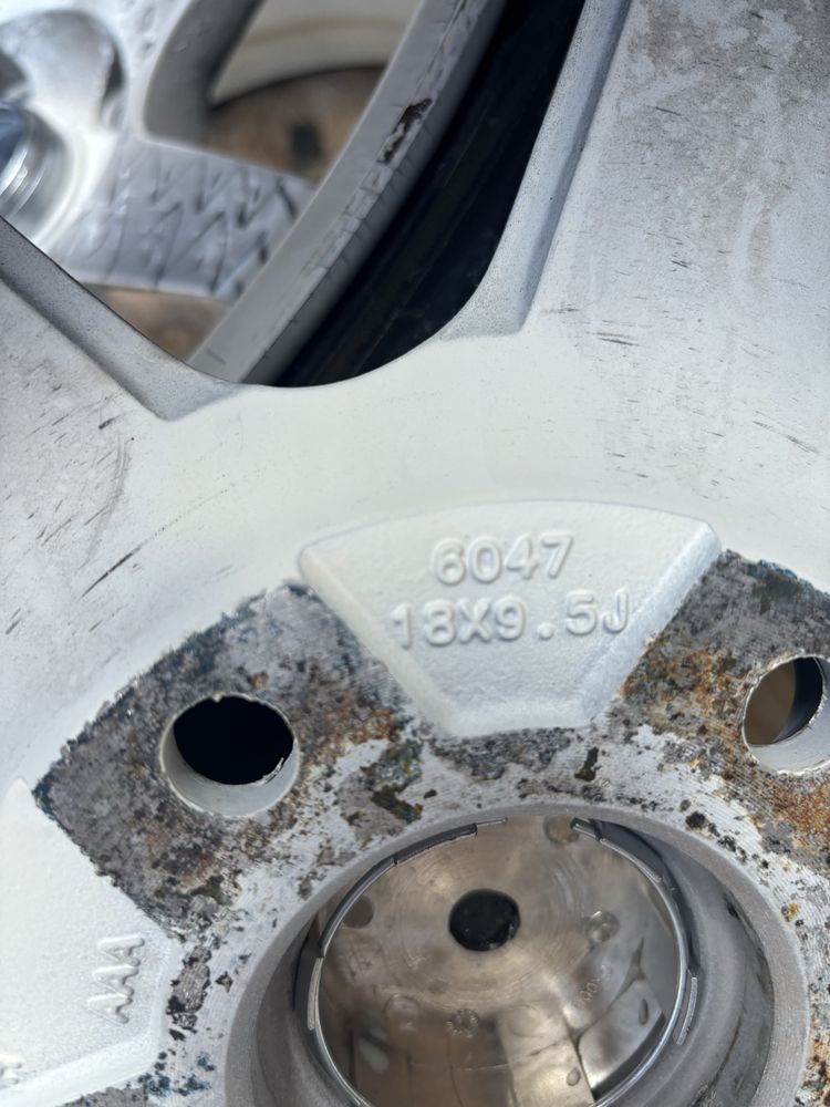 Продам диски R18 5x120